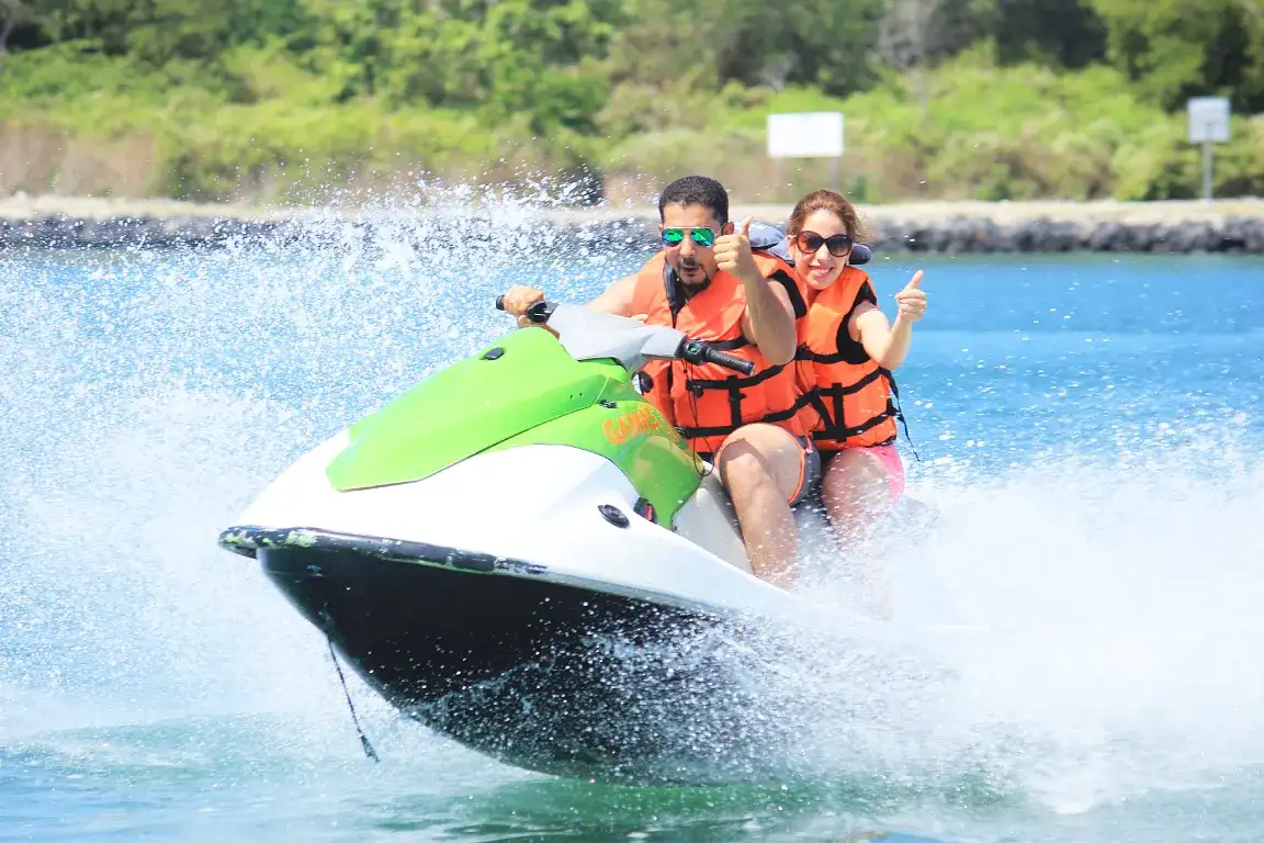 Watersports mix tour island